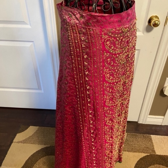 Indian Sari Silk Hand Beaded Wrap Around Skirt. OS EUC Quality Workmanship PINK! - Picture 4 of 16